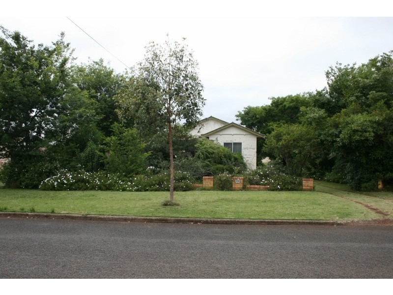 14 Merritt Street, Harristown QLD 4350