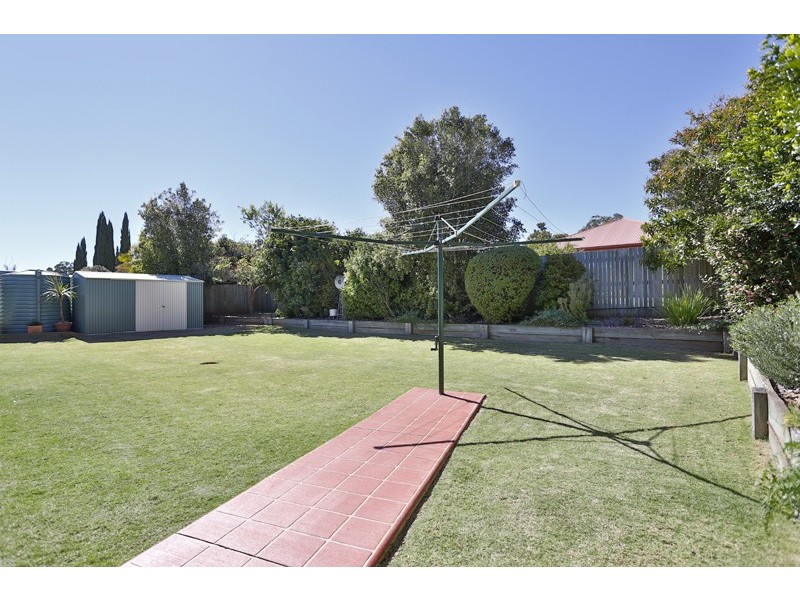 12 Poppy Court, Middle Ridge QLD 4350