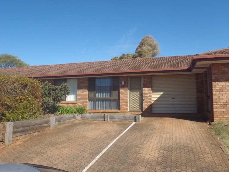 15/301 Bridge Street, Newtown QLD 4350