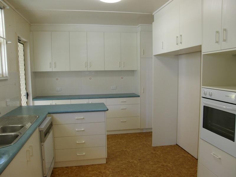 36 School Road, Helidon QLD 4344