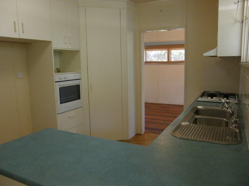 36 School Road, Helidon QLD 4344