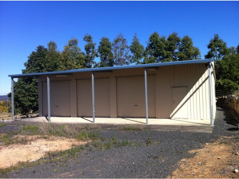 6 Robin Court, Laidley Heights QLD 4341