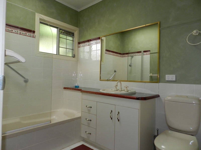 13 Mallon Street, Rangeville QLD 4350