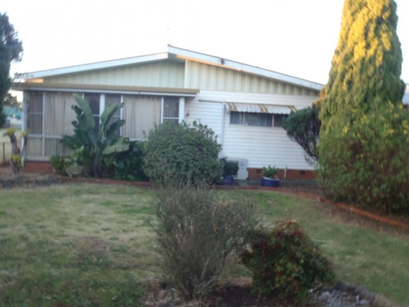19b Buckland Street, Harristown QLD 4350