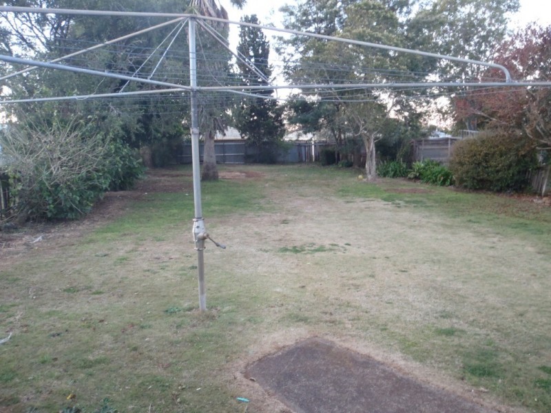19b Buckland Street, Harristown QLD 4350