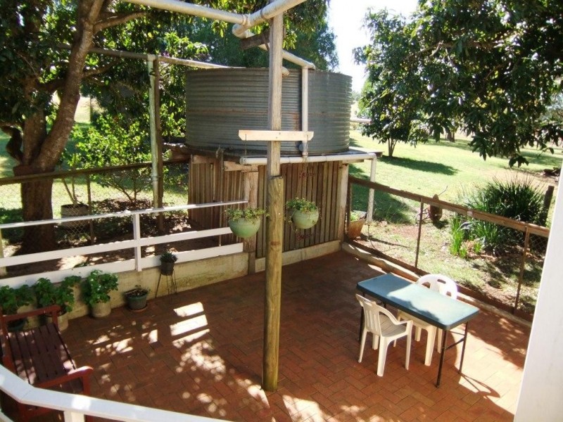 263 Hoggs Road, Wooroolin QLD 4608