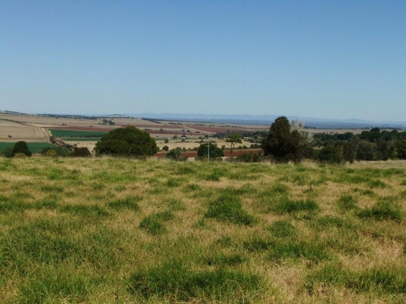 263 Hoggs Road, Wooroolin QLD 4608