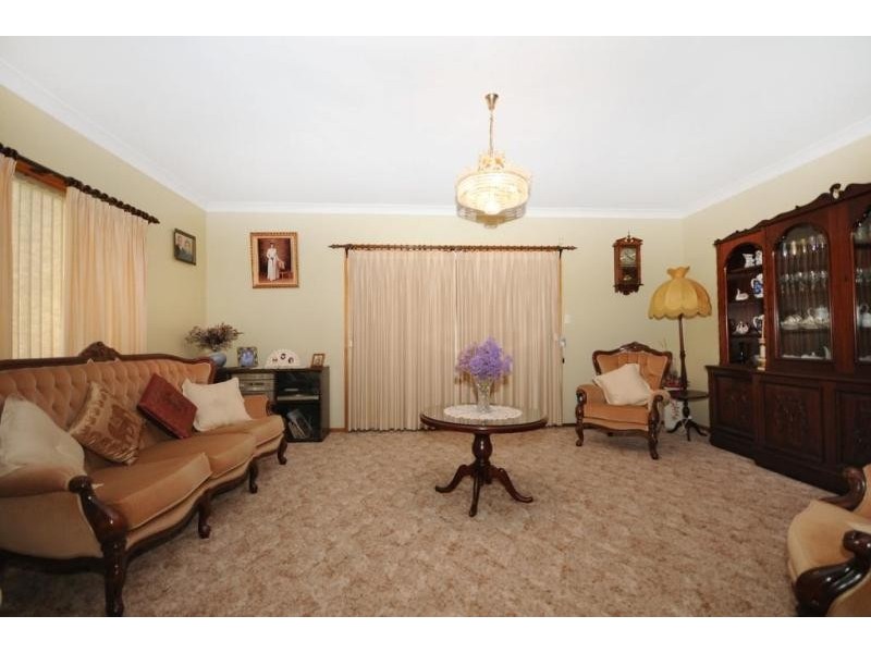 422 West Street, Kearneys Spring QLD 4350