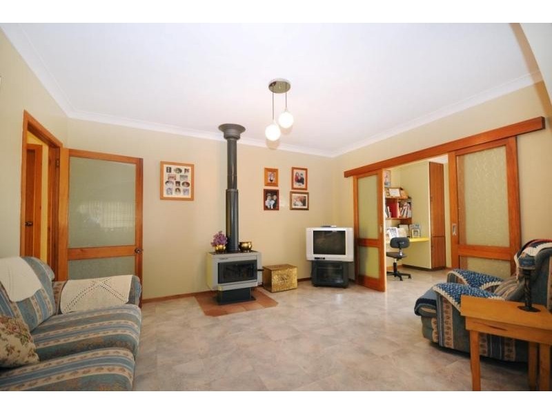 422 West Street, Kearneys Spring QLD 4350