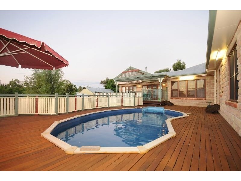 2a Maureen Court, Cotswold Hills QLD 4350