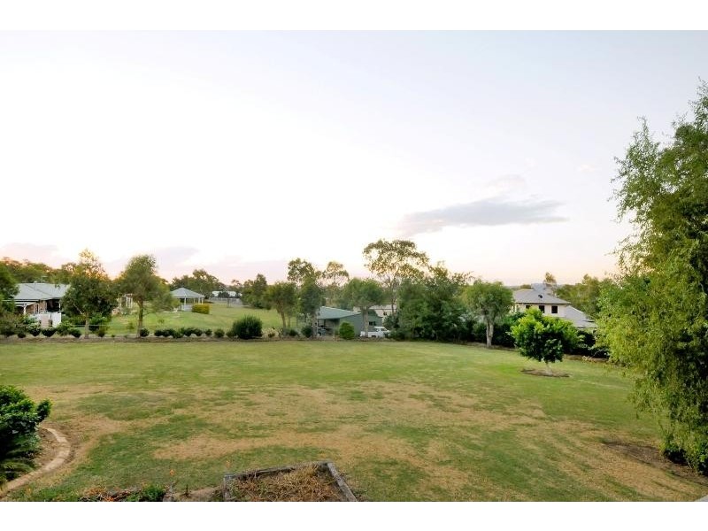 2a Maureen Court, Cotswold Hills QLD 4350