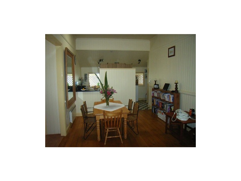 8 Murphy Street, Rangeville QLD 4350