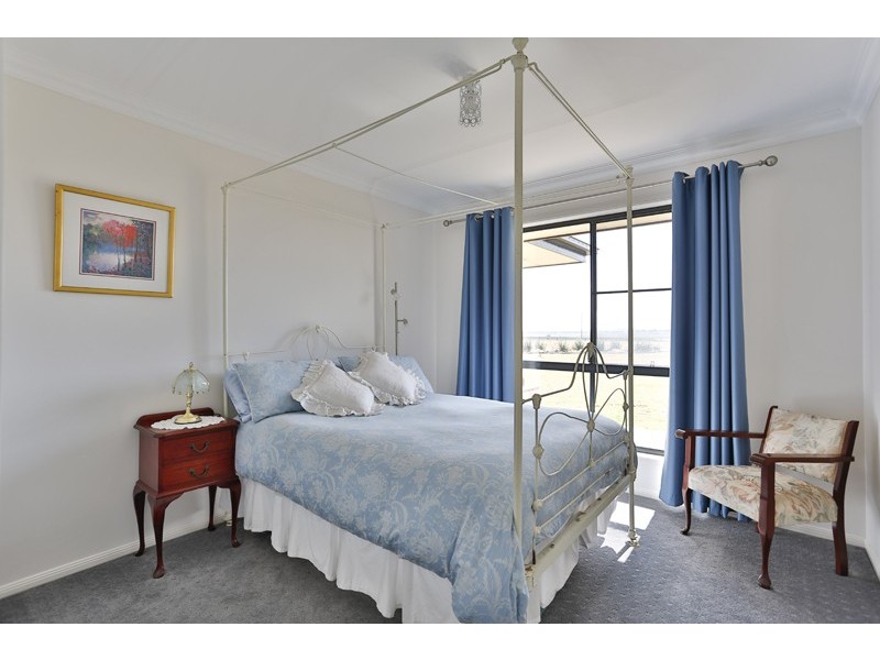 295 Umbiram Road, Wyreema QLD 4352