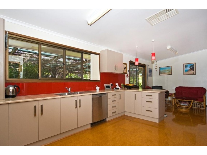 Montrose 296 Hermitage Rd, Cranley QLD 4350