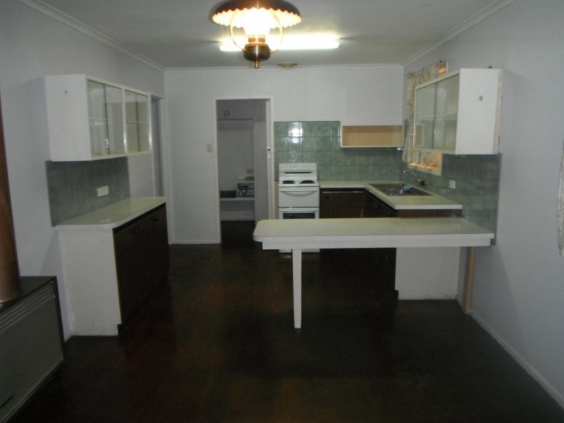 49 Noll Street, Kearneys Spring QLD 4350