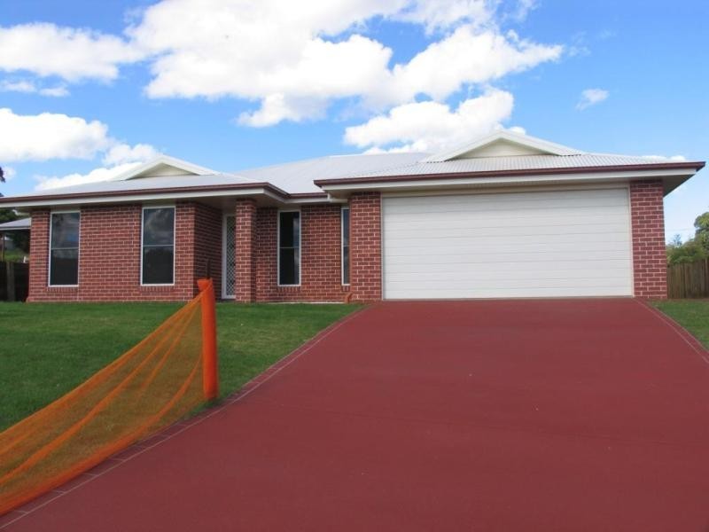 24 Croydon Street, Harristown QLD 4350