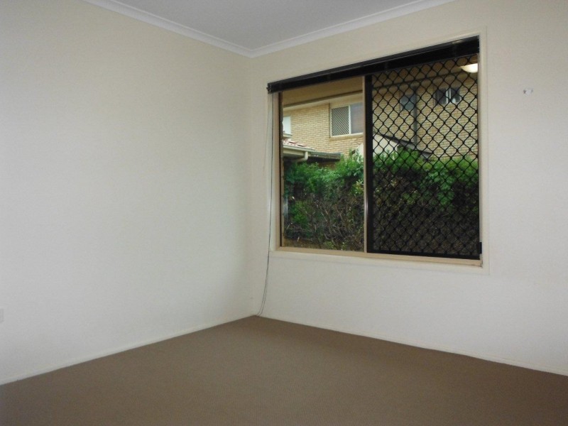 2/222 Taylor Street, Newtown QLD 4350