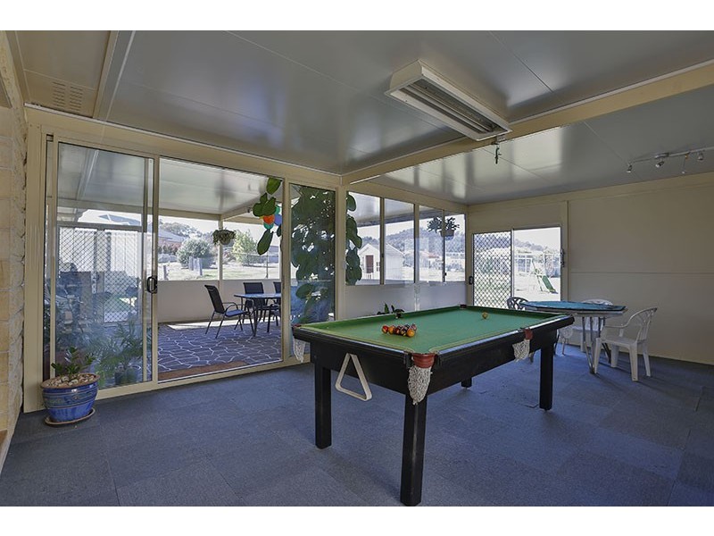 3 Madison Court, Glenvale QLD 4350