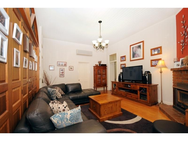 Mount Lofty QLD 4350