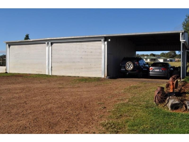 75 Cudmore Road, Cambooya QLD 4358