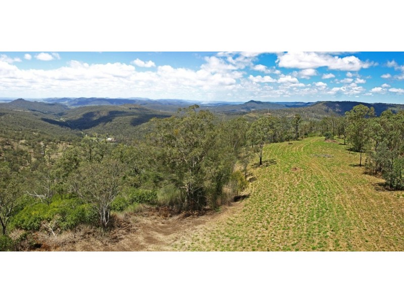 14 Burraway Court, Middle Ridge QLD 4350