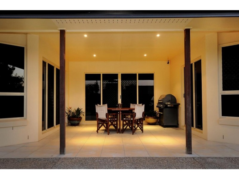 8 Pelican Drive, Rangeville QLD 4350