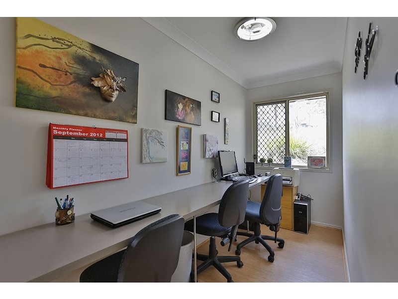 2 Traverston Court, Top Camp QLD 4350