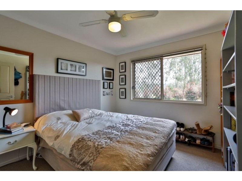 2 Traverston Court, Top Camp QLD 4350