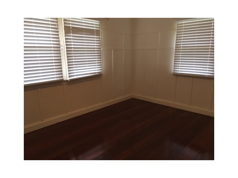 25 Grey Street, South Toowoomba QLD 4350