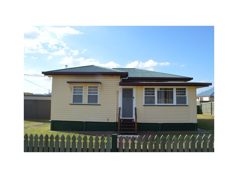 25 Grey Street, South Toowoomba QLD 4350