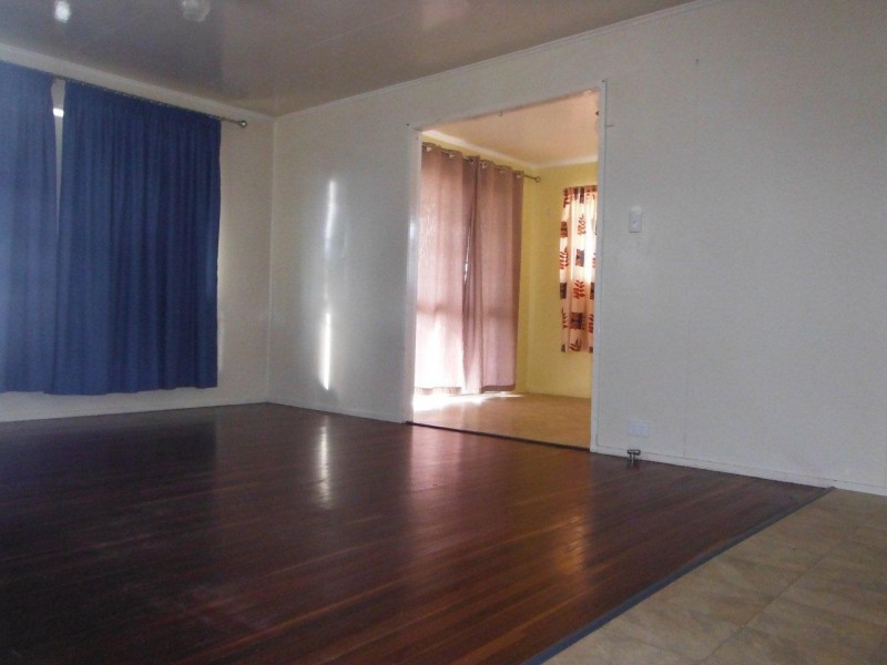 10 King Street, Oakey QLD 4401