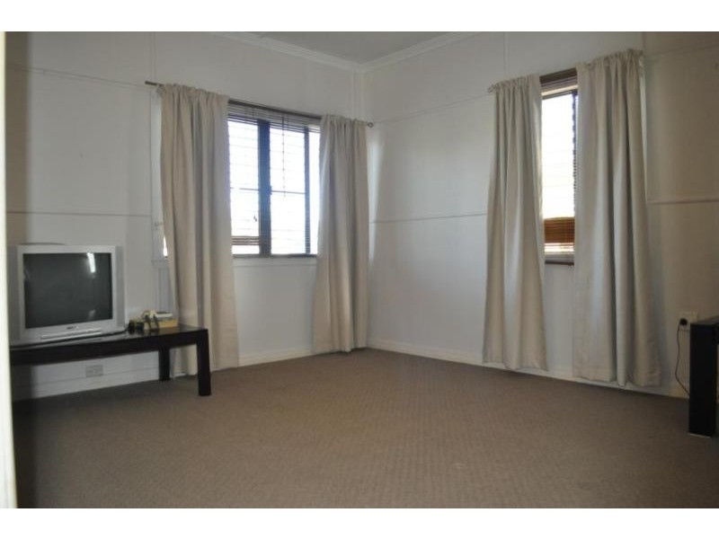 Newtown QLD 4305