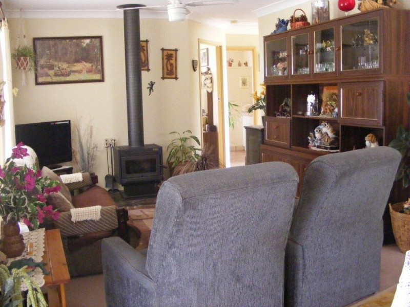 29 Thomas Street, Meringandan West QLD 4352