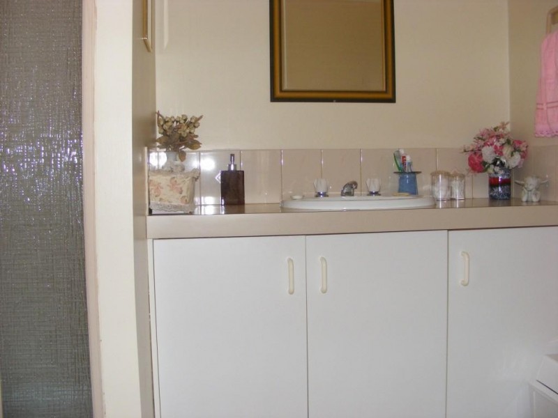 29 Thomas Street, Meringandan West QLD 4352