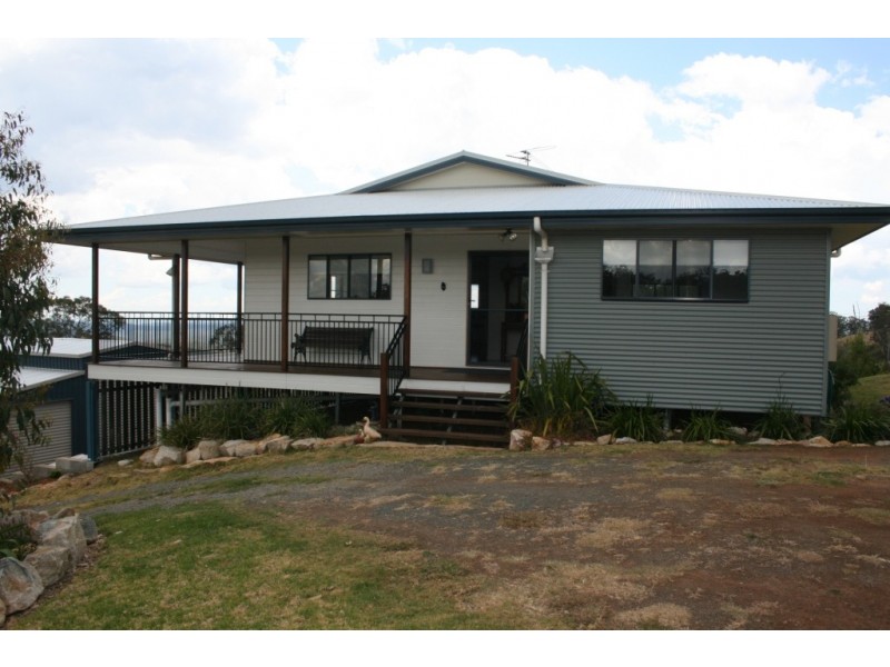 86 Forest Drive, Hampton QLD 4352