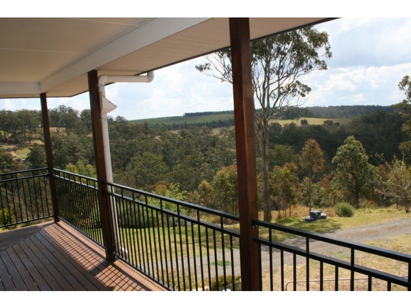 86 Forest Drive, Hampton QLD 4352