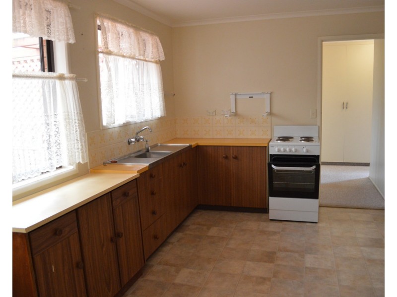 20 John Street, Clifton QLD 4361