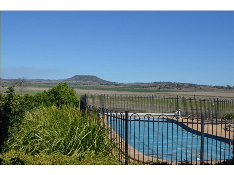 “Glenrowan” 96 Kings Siding Road, Kingsthorpe QLD 4400
