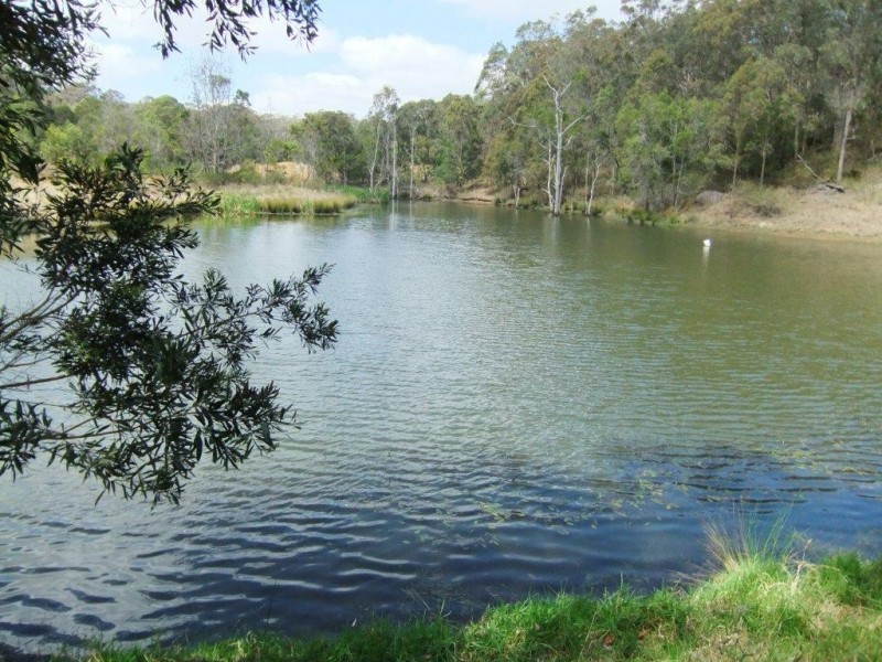 42 Austin Road, Crows Nest QLD 4355