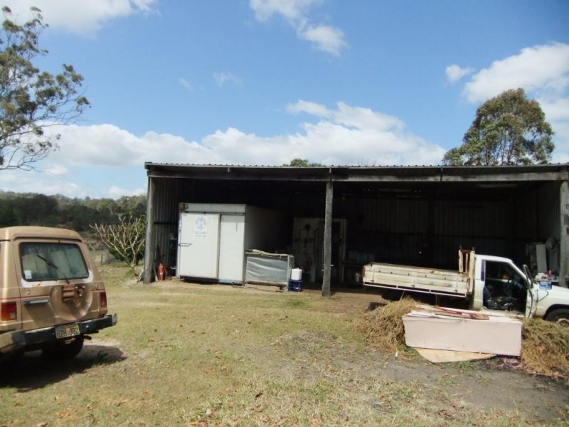 42 Austin Road, Crows Nest QLD 4355