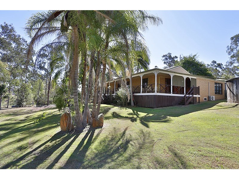 61 Mill Road, Upper Lockyer QLD 4352