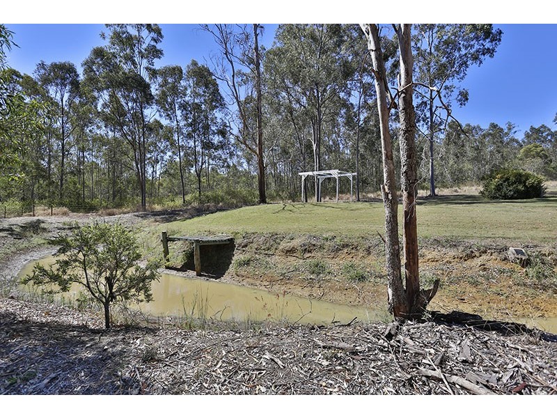 61 Mill Road, Upper Lockyer QLD 4352