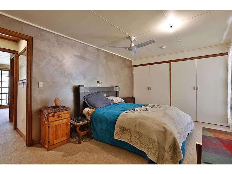 61 Mill Road, Upper Lockyer QLD 4352