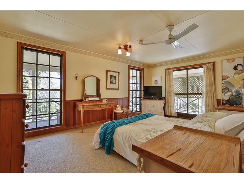 61 Mill Road, Upper Lockyer QLD 4352