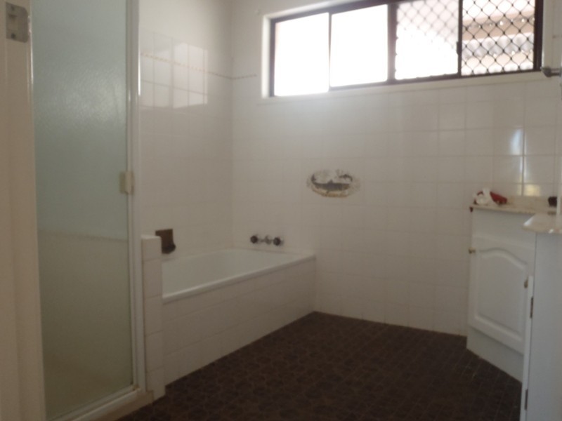 14 Chinchilla Street, Wilsonton QLD 4350