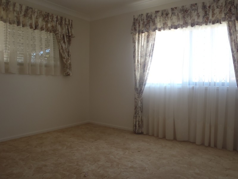 14 Chinchilla Street, Wilsonton QLD 4350