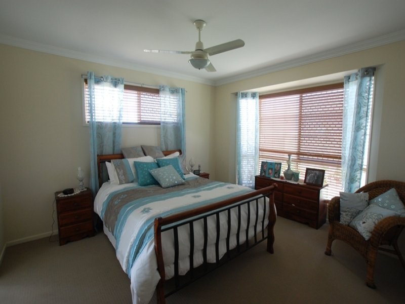 8 Kingfisher Court, Meringandan West QLD 4352