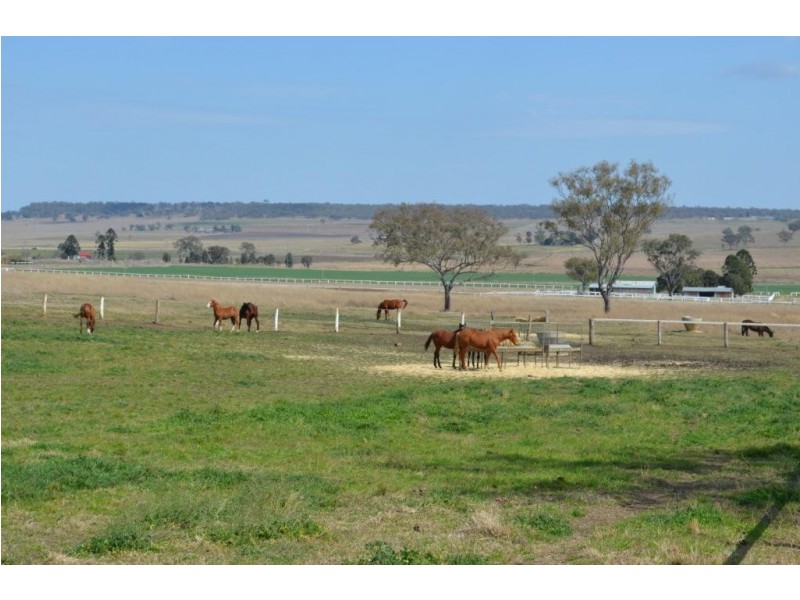 34 Waglands Road, Allora QLD 4362