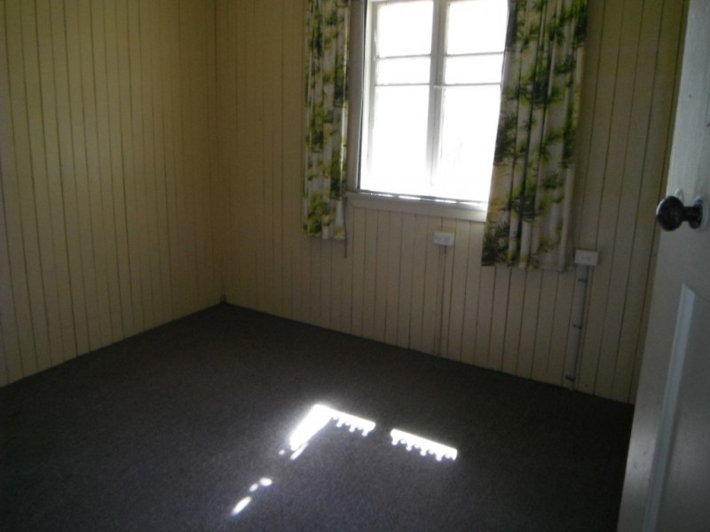 335 Berghofer Road, Biddeston QLD 4401