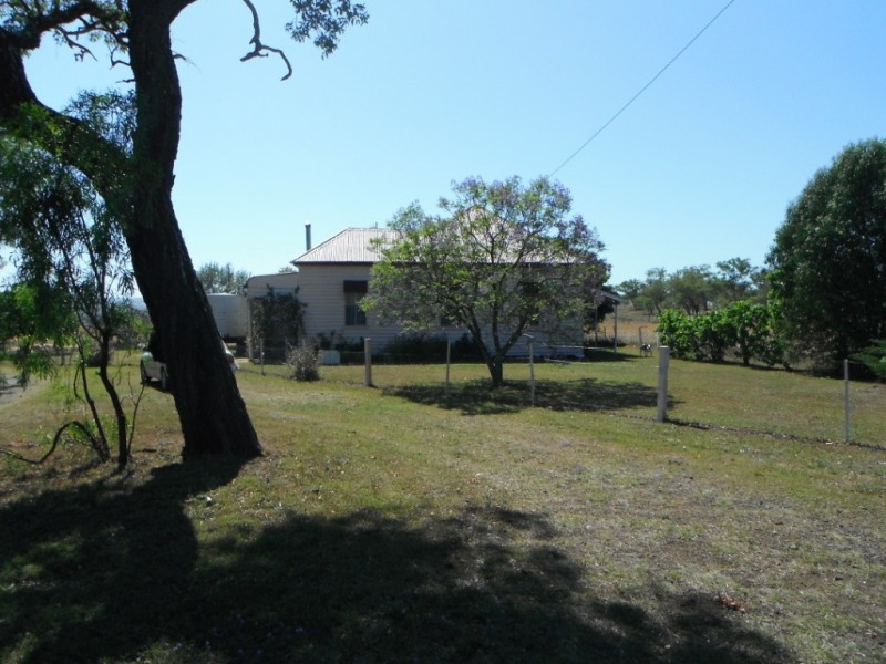 335 Berghofer Road, Biddeston QLD 4401